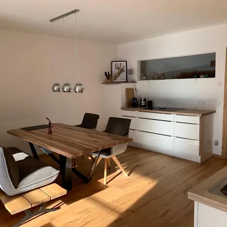 Geisberg - Moderne Mit Alpinem Flair In Traumlage * Шёнау-ам-Кёнигсзе